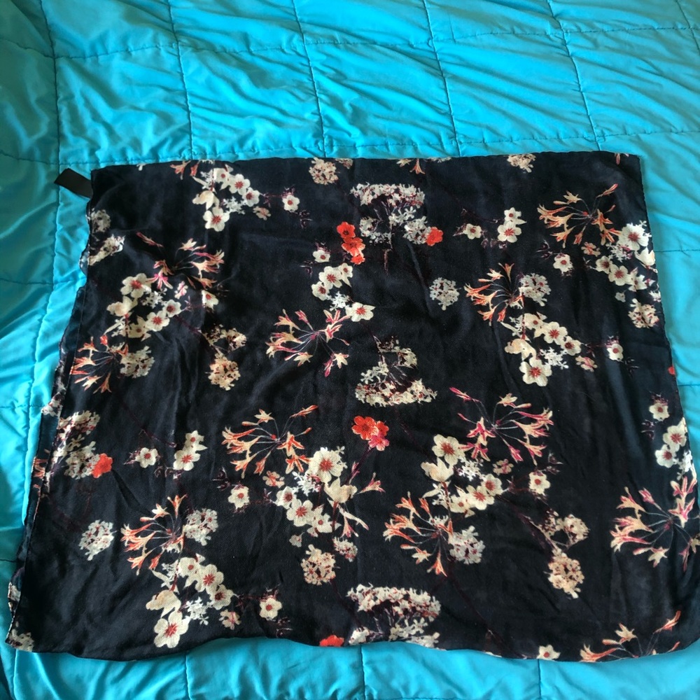 Blue floral infinity scarf H&M